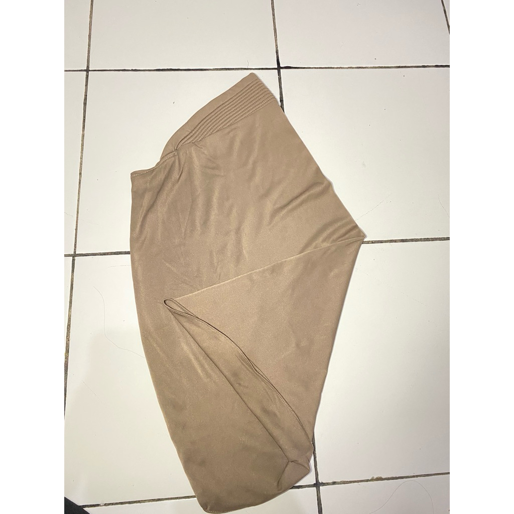 jilbab bergo pendek