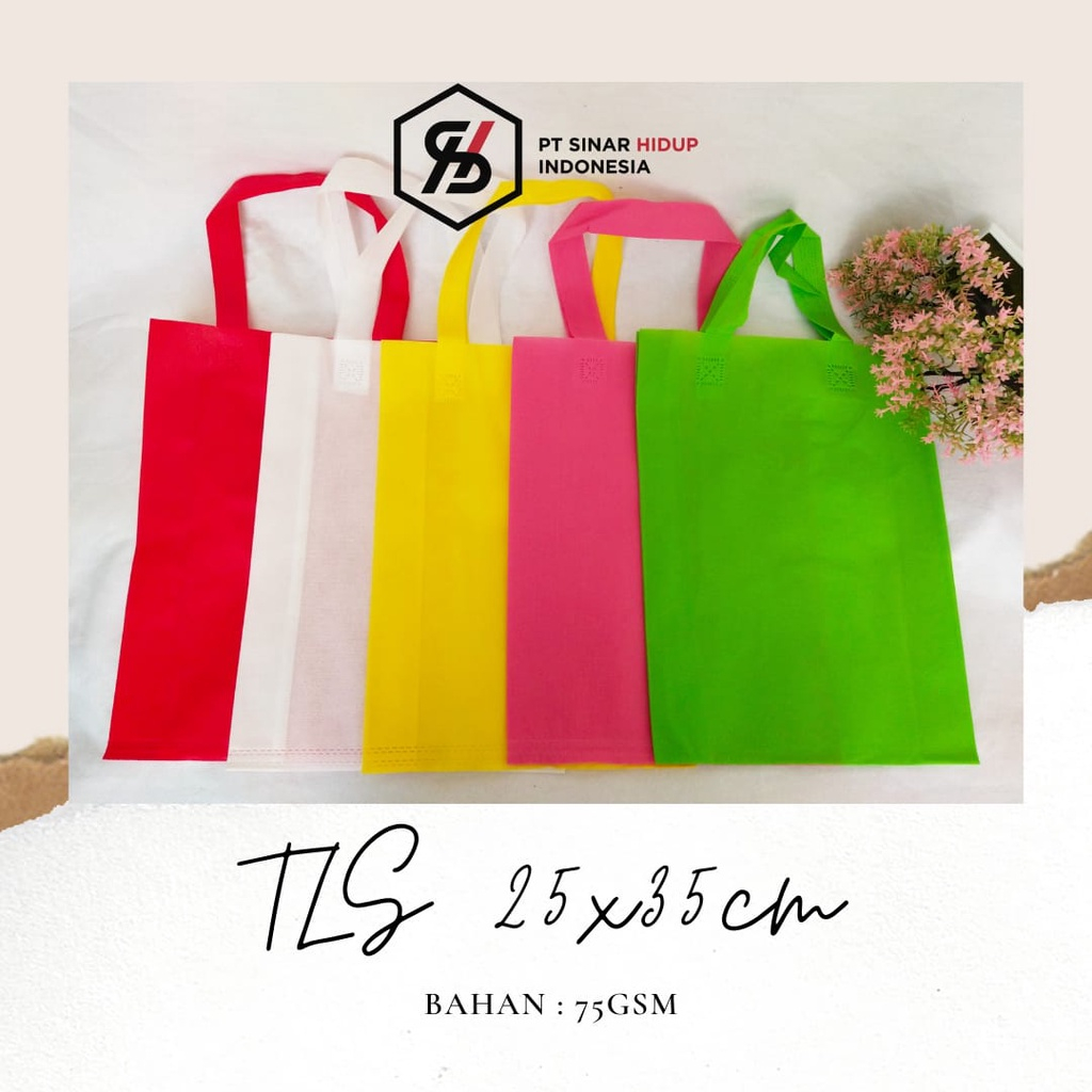 

Goodie Bag Tls 25 x 35 Spunbond Tote Bag Press Tali Sourvenir Weding Ultah Hajatan Perlusin ( 12 Pcs )