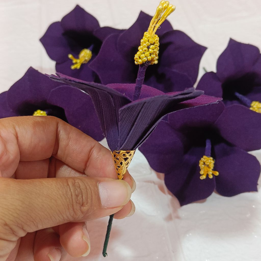 cucuk bludru ungu medium / pucuk bludru ungu / cucuk semanggi pucuk bludru ungu untuk hairdo sanggul