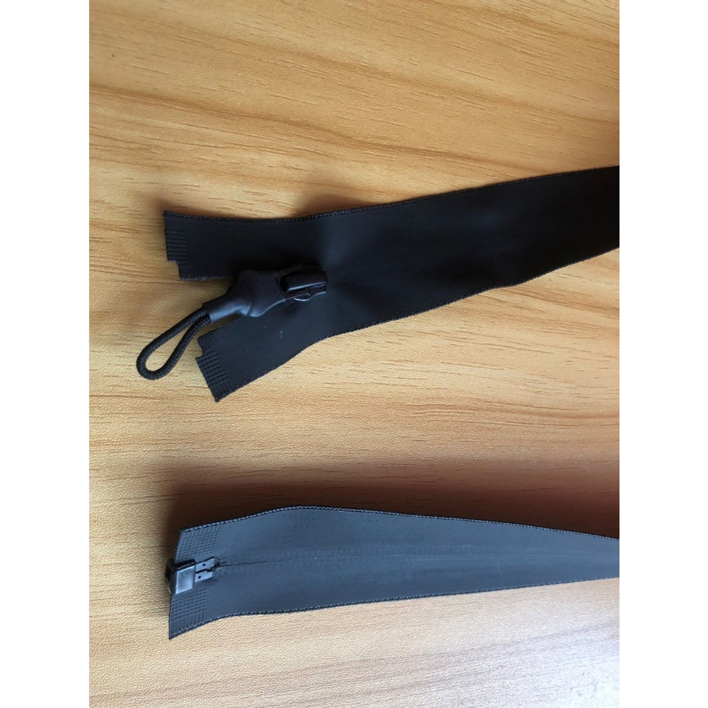 Resleting jaket waterproof tarikan tali hitam pu premium