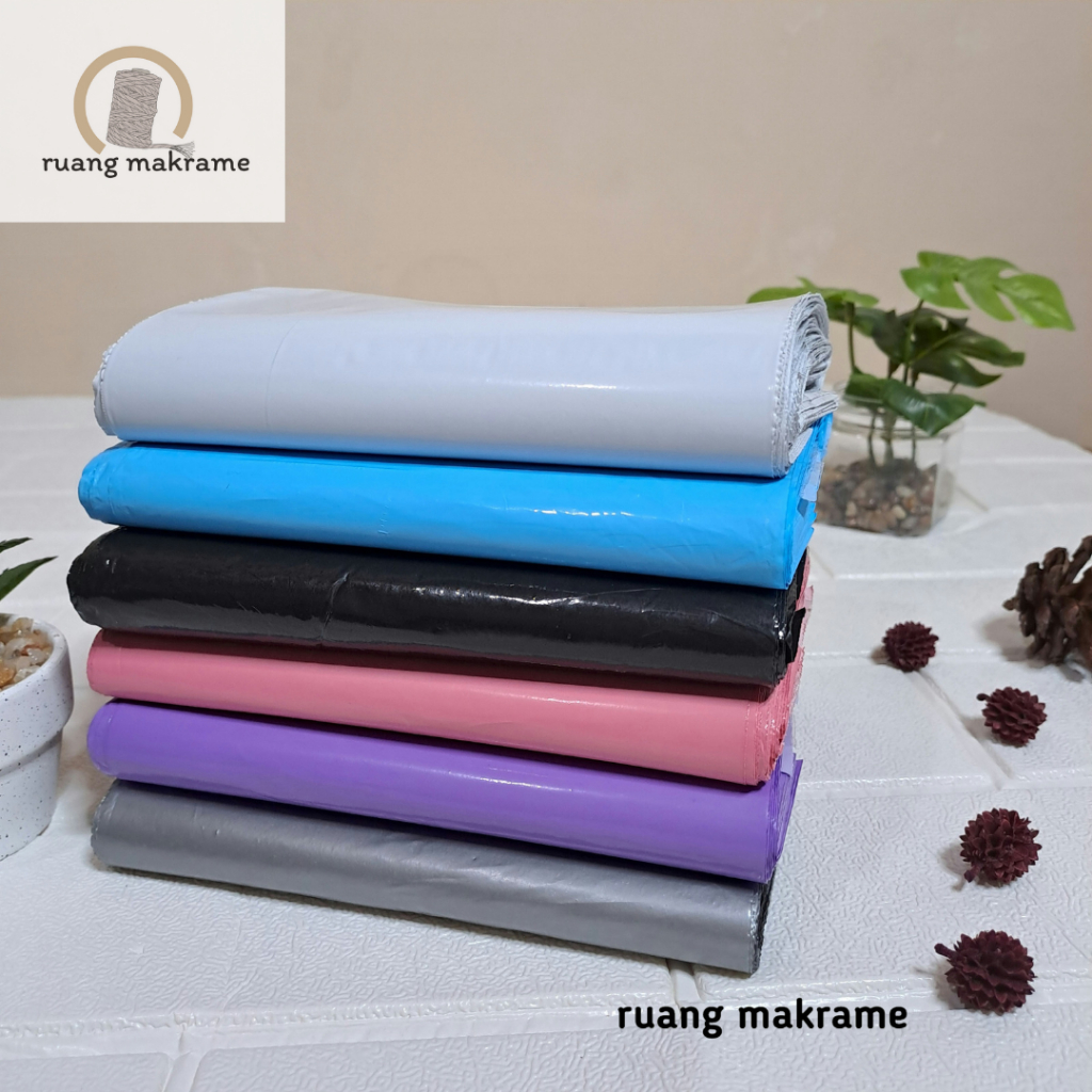 

[100 lembar] polymailer 17X30 CM plastik packing online shop LDPE glossy polymailer tebal