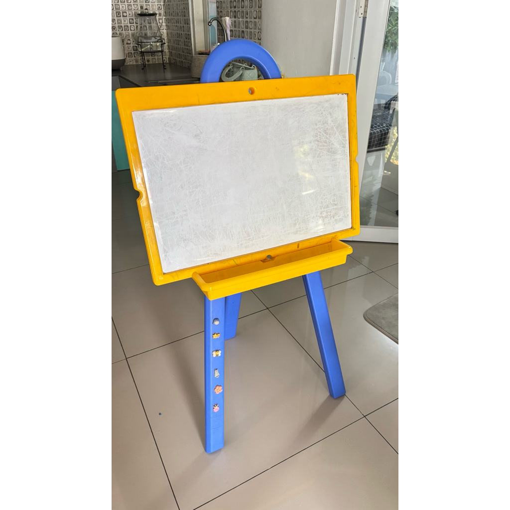 

Papan Tulis informa preloved