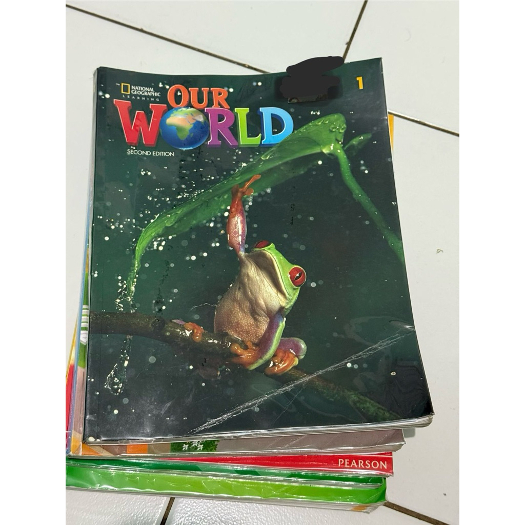 

Buku Our World 1