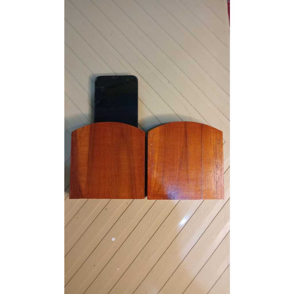 TEMPAT HP CASAN REMOTE TV AC HOLDER HP CHARGER BAHAN ( KAYU JATI )