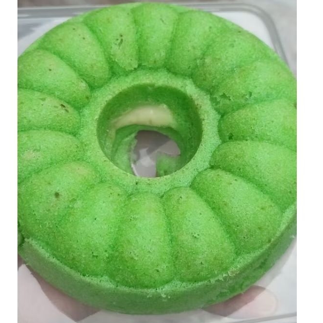 

BOLU PANDAN KEJU LUMER