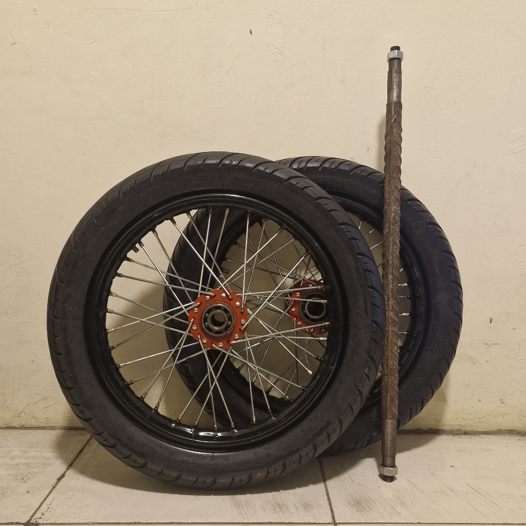 Roda Gerobak Jari-Jari Motor Ring 14 Sepasang (Roda + As)