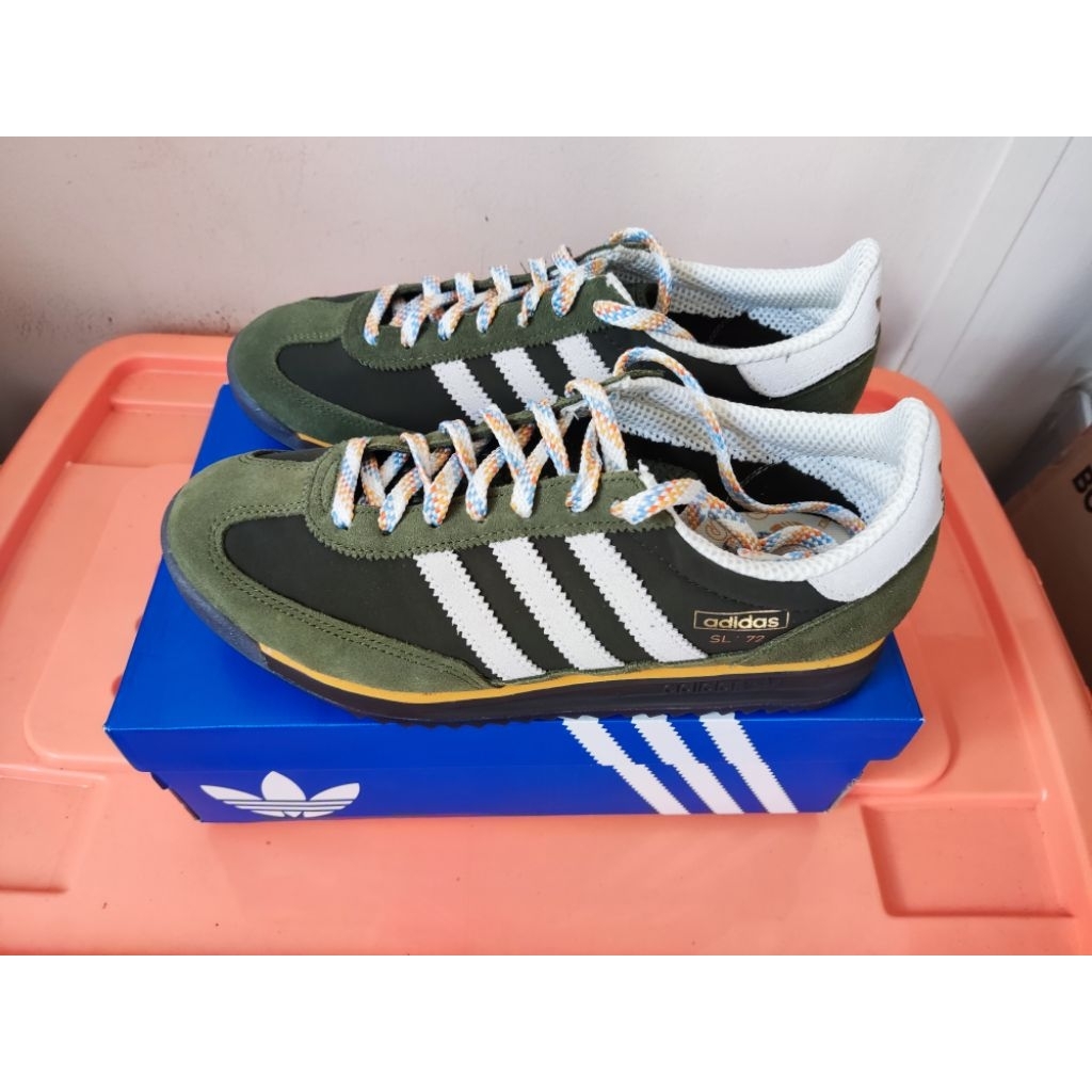 sepatu adidas kalimantan