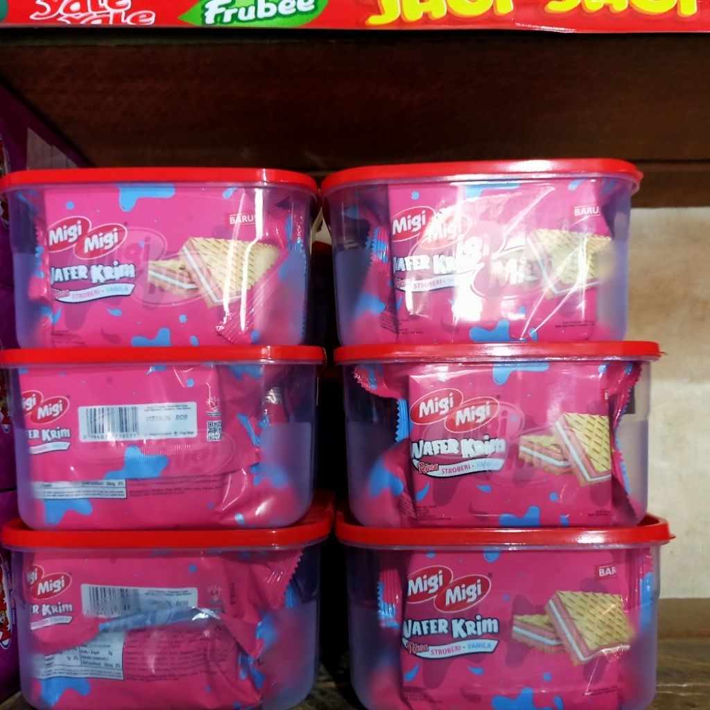 

Wafer Migi Migi 45 gr isi 12 kontainer x 5 pcs