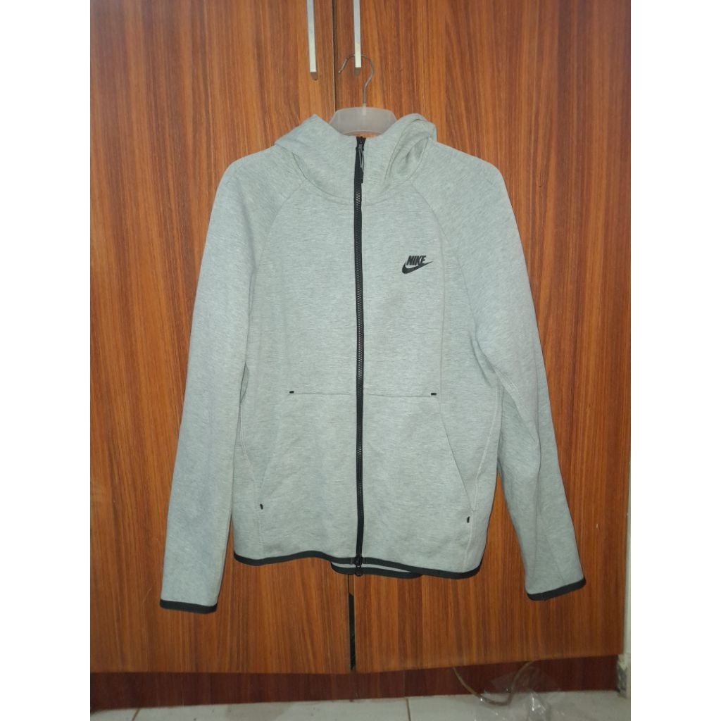 jaket hoodie Nike tech original grey