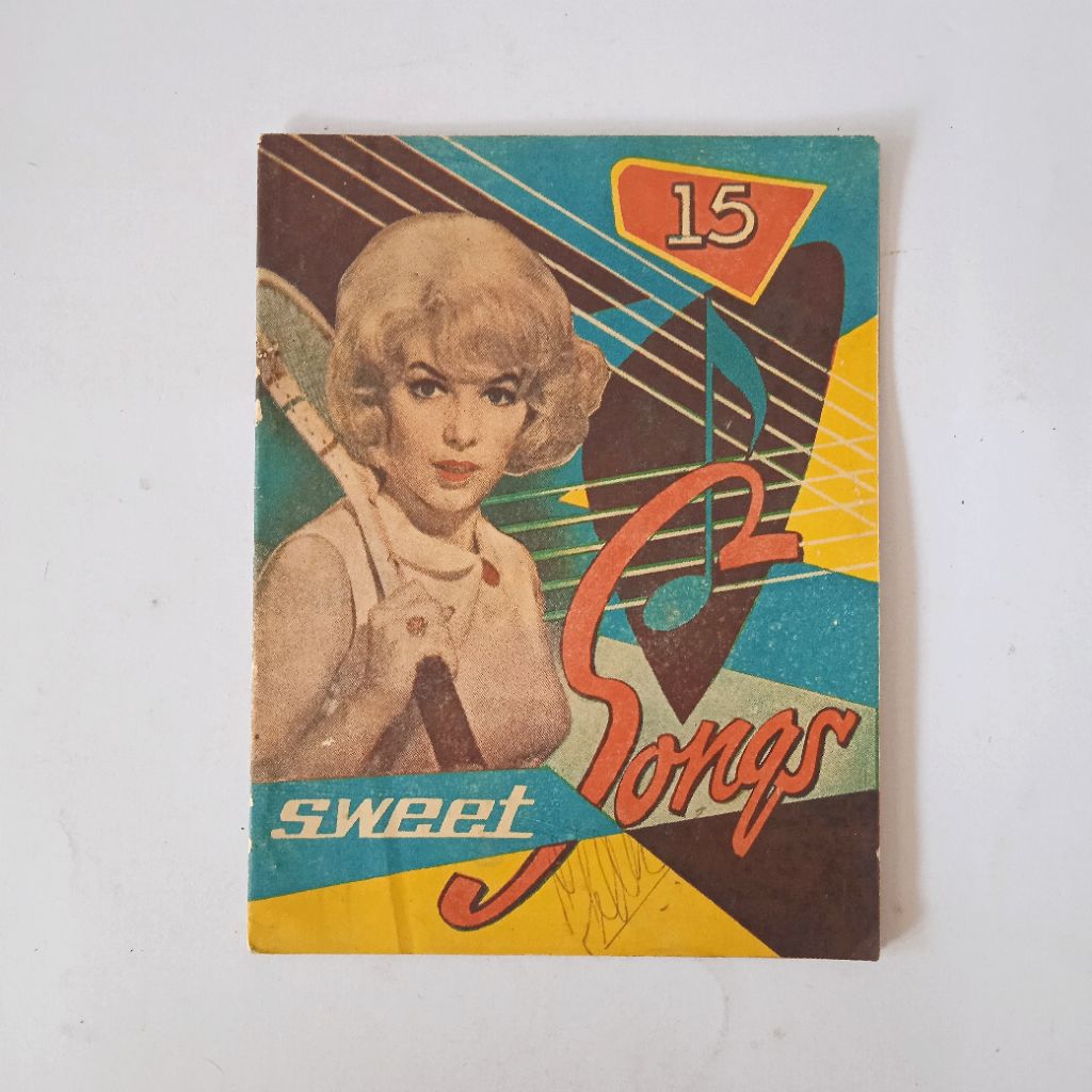 Antik Buku Musik Lagu Lama Sweet Song No.15  Th.1950an Utuh Komplit Layak Koleksi