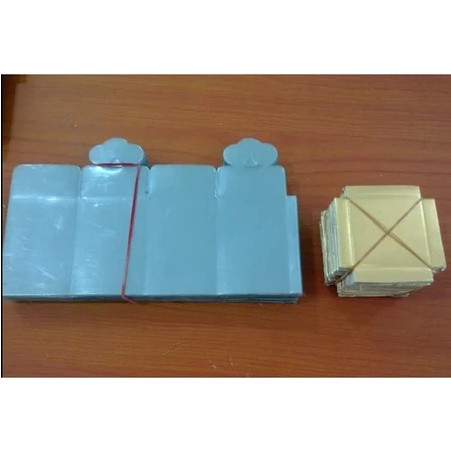

(MIKA SAJA) Kotak Mika Souvenir Ukuran 4.5x4.5x6.5 cm