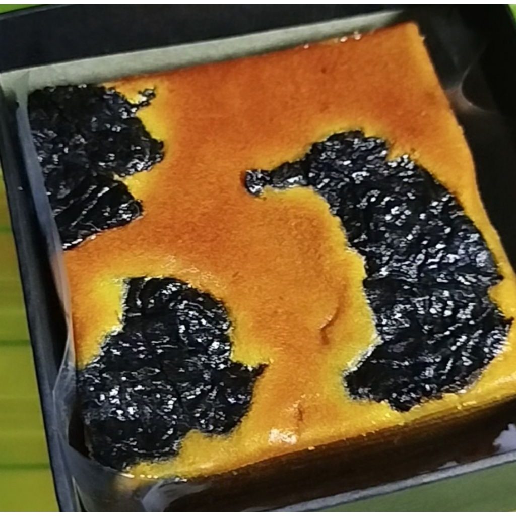 

lapis legit prunes 10 x 10