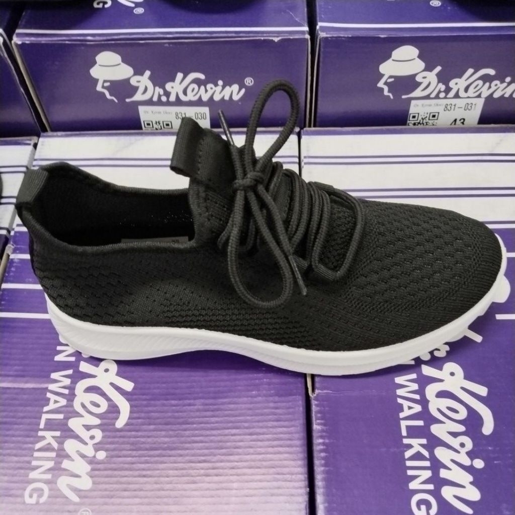 DR KEVIN 589-097 SEPATU WANITA_BLACK WHITE