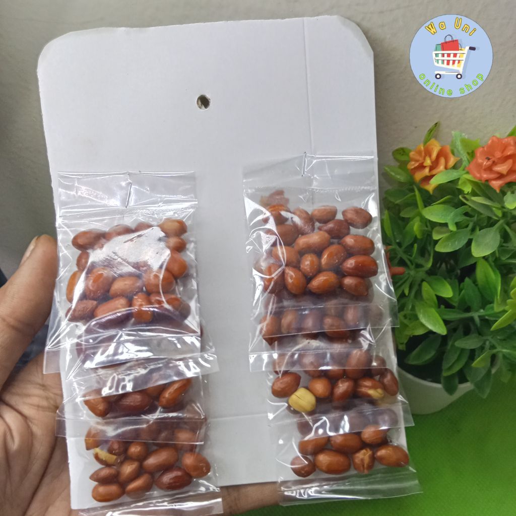 

Kacang tanah goreng renceng isi 10 bungkus - kacang tanah - bahan makanan