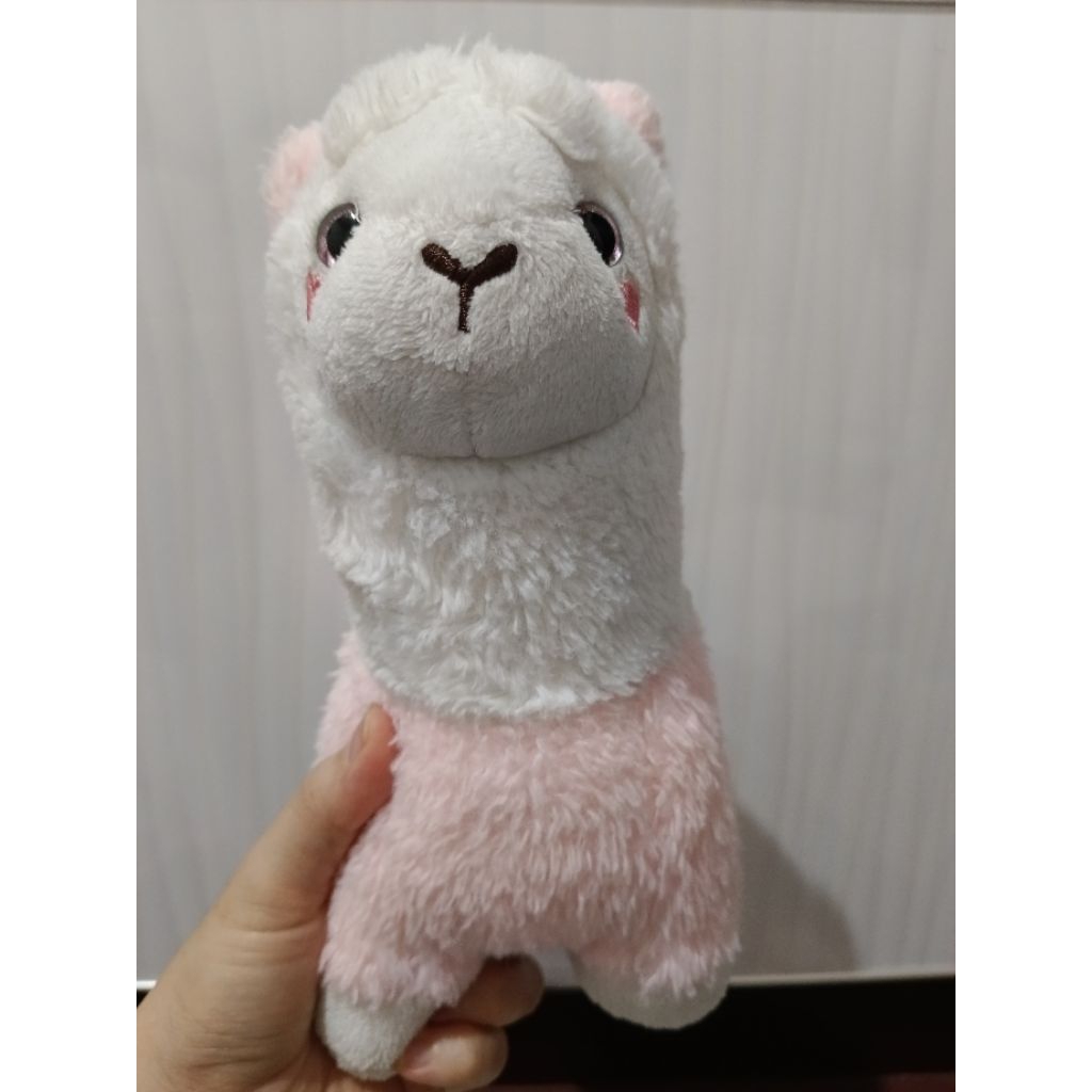 preloved boneka llama Pink MinisoLife kondisi bagus bersih
