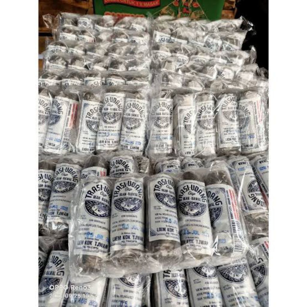 

TERASI UDANG CAP IKAN BAWAL 70gram per pak isi 5 pcs - Berkahprempah