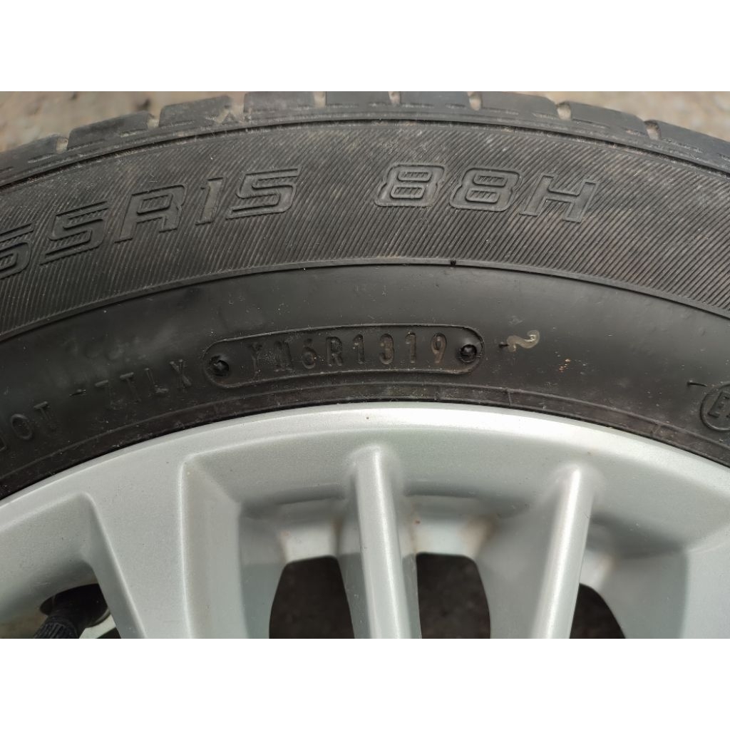 OEM VELG BAN BEKAS ALL NEW ERTIGA