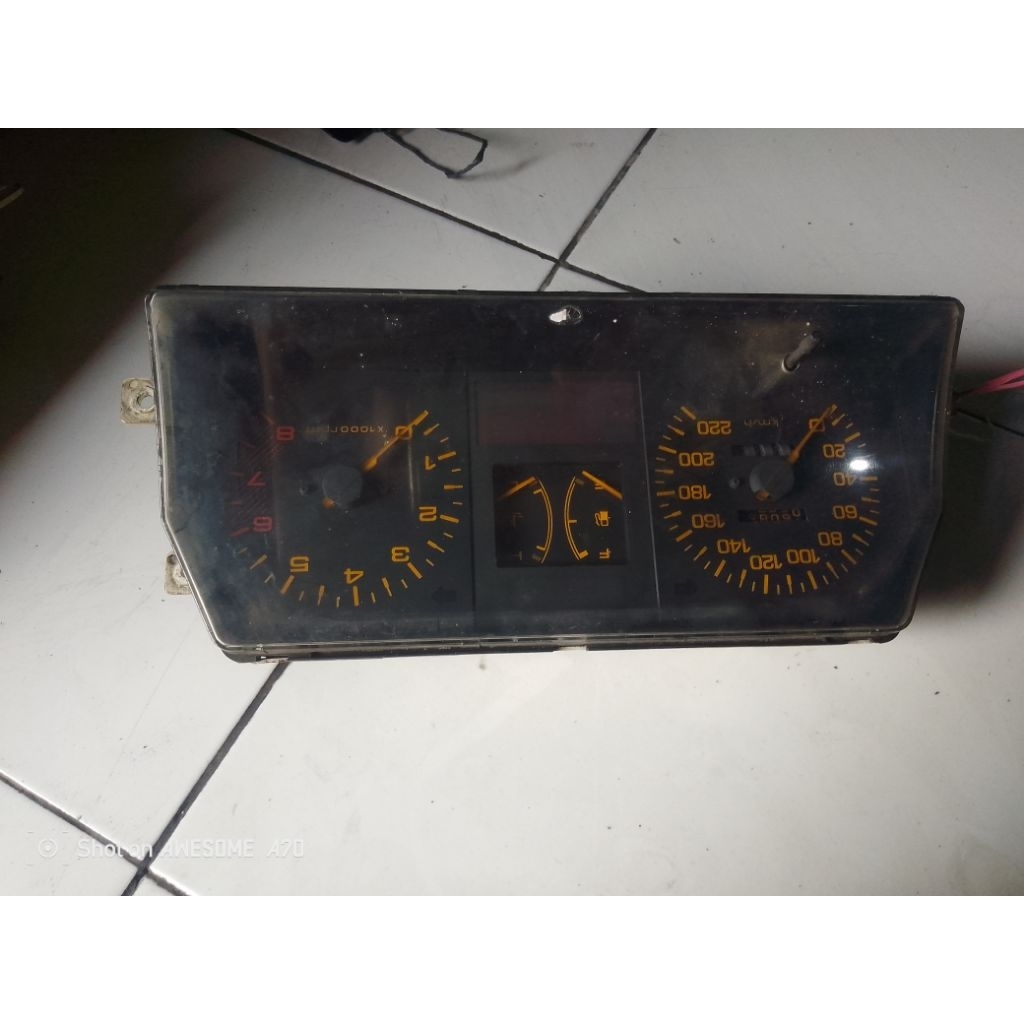 Speedometer Ford Laser Original