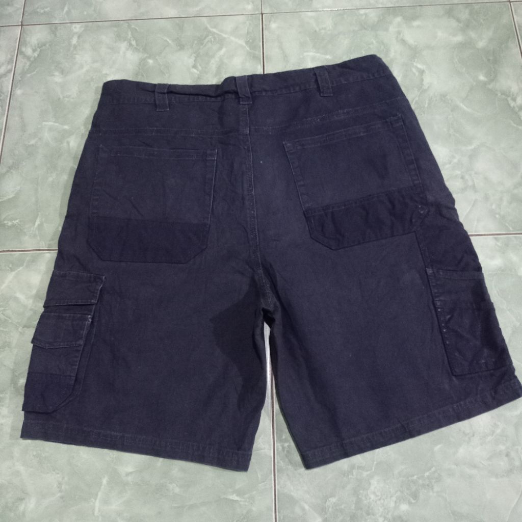 celana pendek carpenter an second