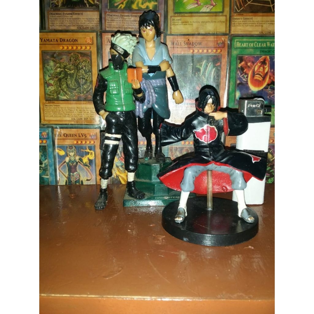 set figure naruto bekas
