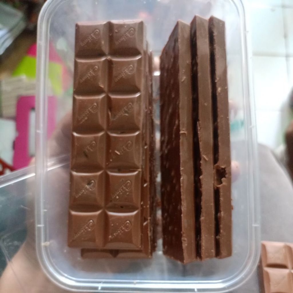 

coklat diari catburi box utuh 500gr