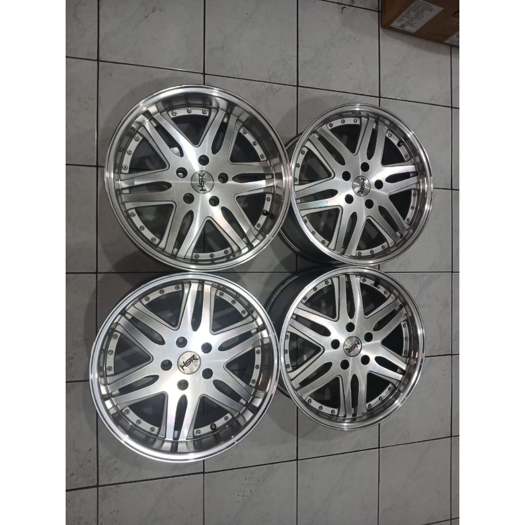 VELG BEKAS R17 HSR OKAYAMA R17 X7/8,5 H5X114 ET38/42 + ban baru 215 50 R17