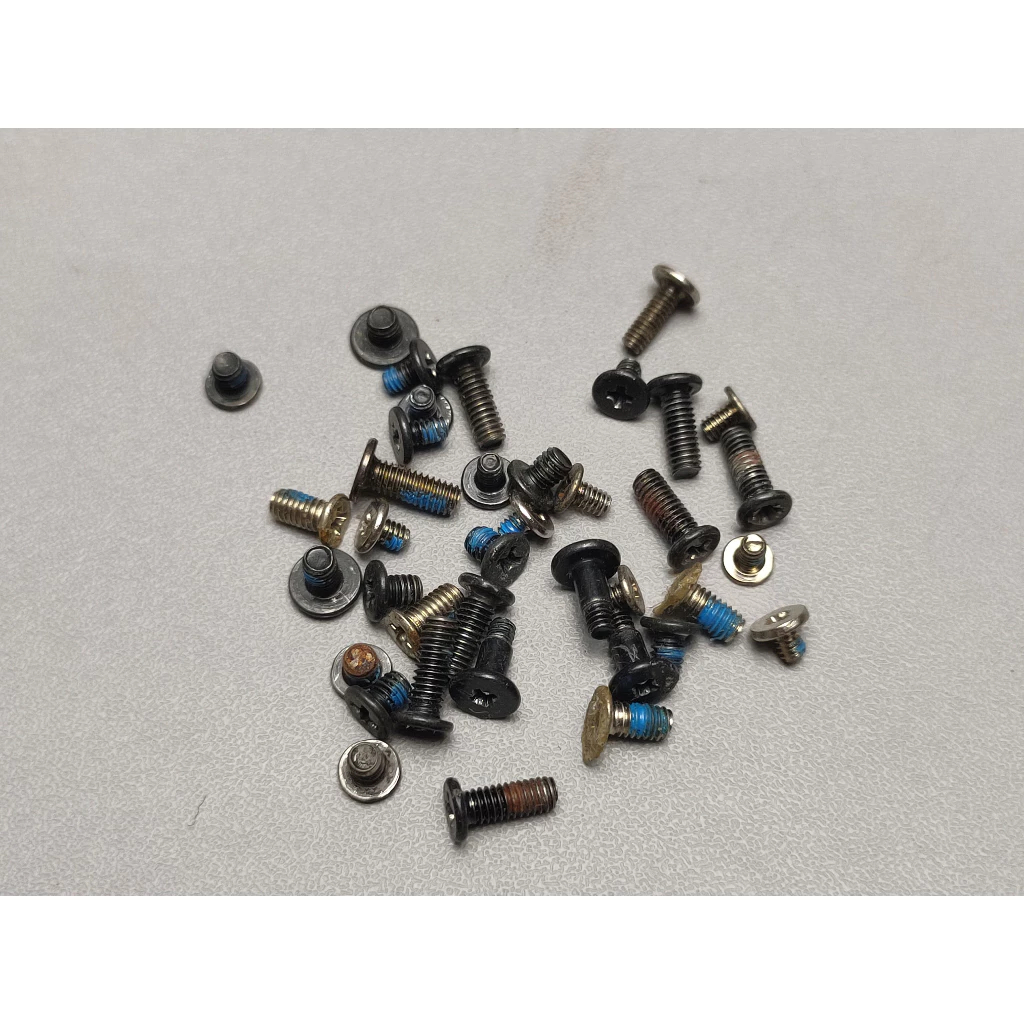 ET52 BAUT-TOS-9 BAUT SET LAPTOP TOSHIBA SATELLITE C840 BAUT ONLY