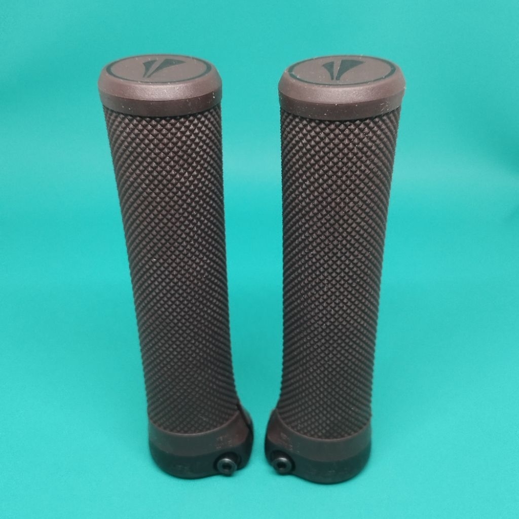 Handgrip SDG grip sepeda coklat brown lock ring original