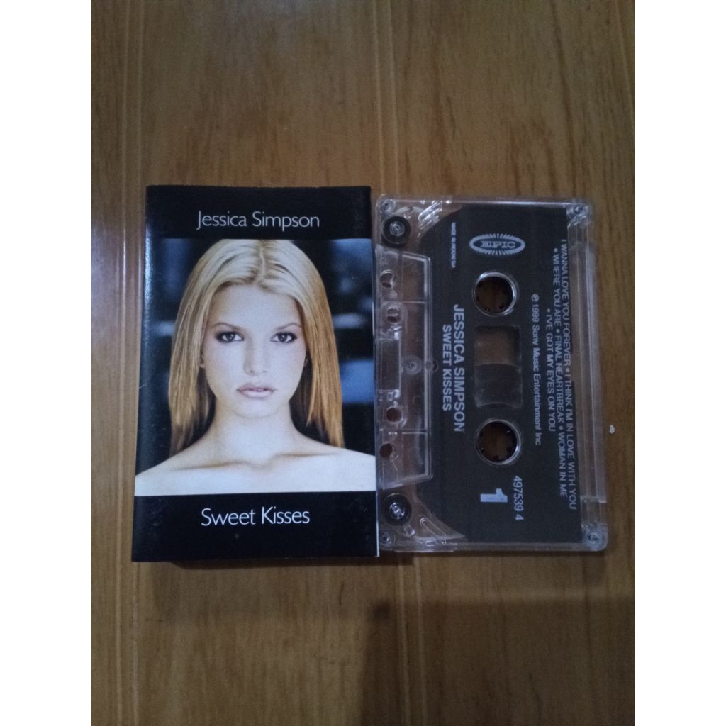 kaset pita jessica simpson - sweet kisses