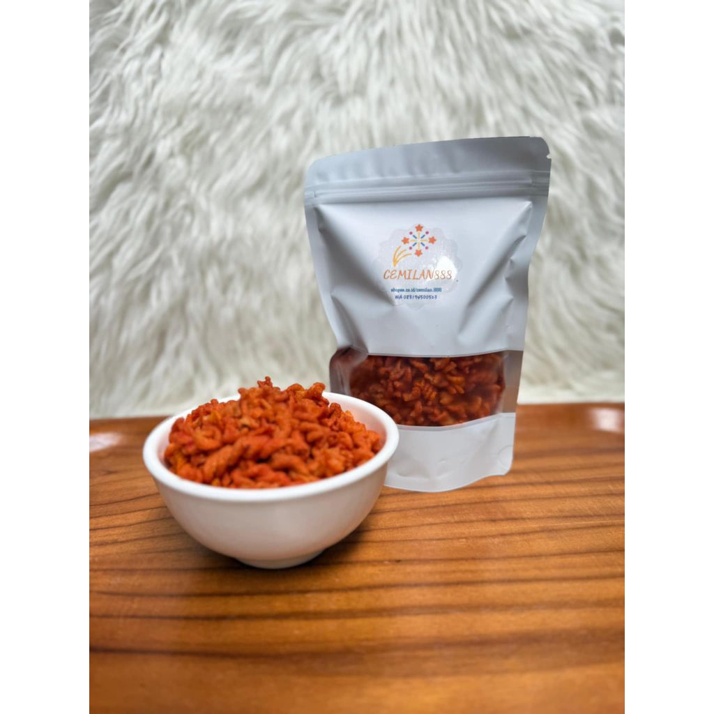 

Cemilan makaroni spiral balado , snack