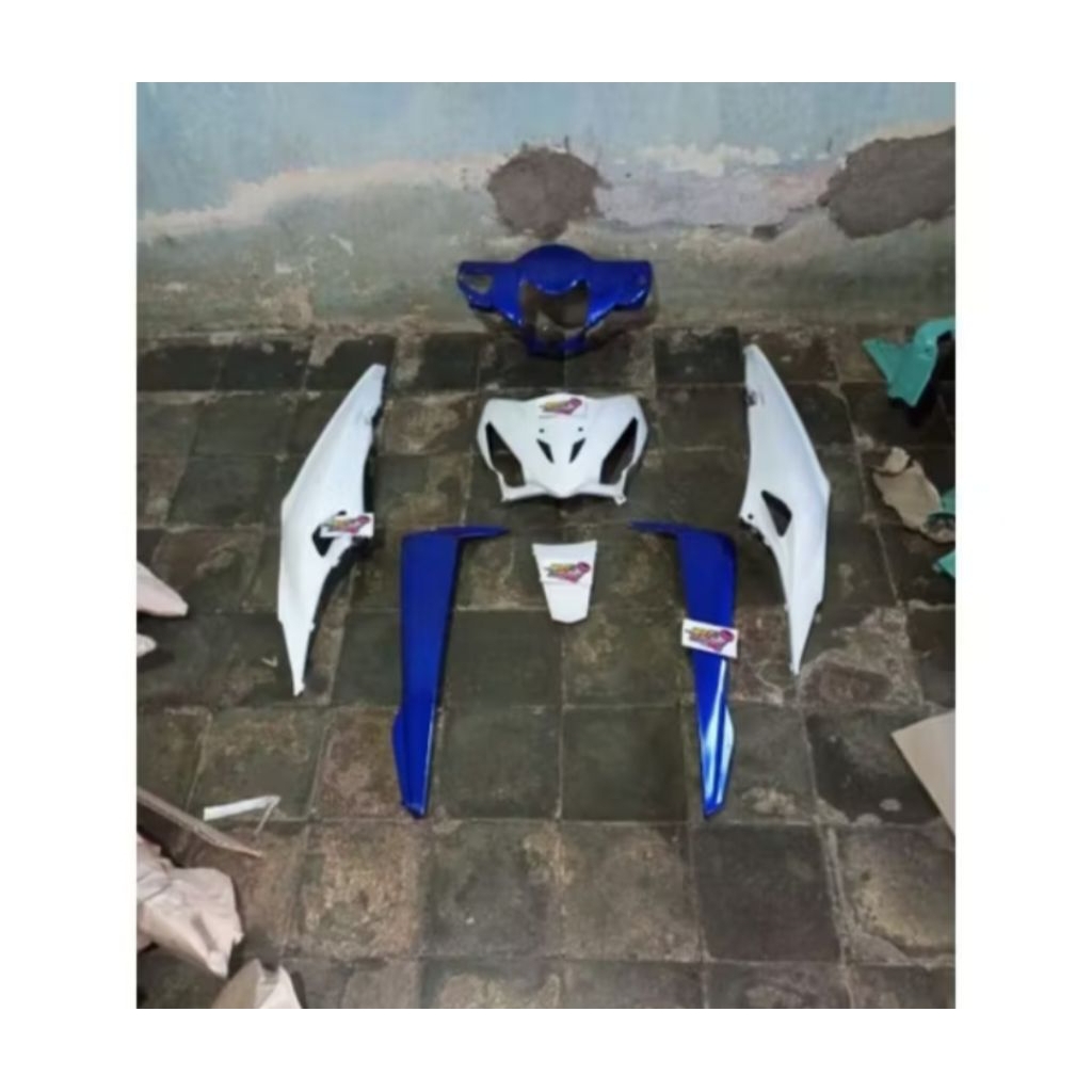 cover body bodi fullset halus revo lancip revo lama warna biru putih polos