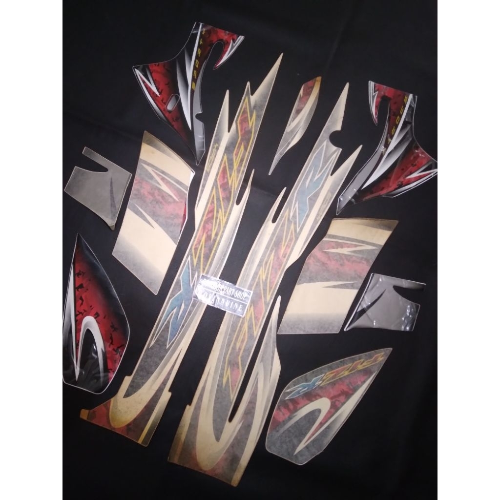striping stiker sticker lis yamaha fizr f1zr 2004 2005 merah hitam ori nos