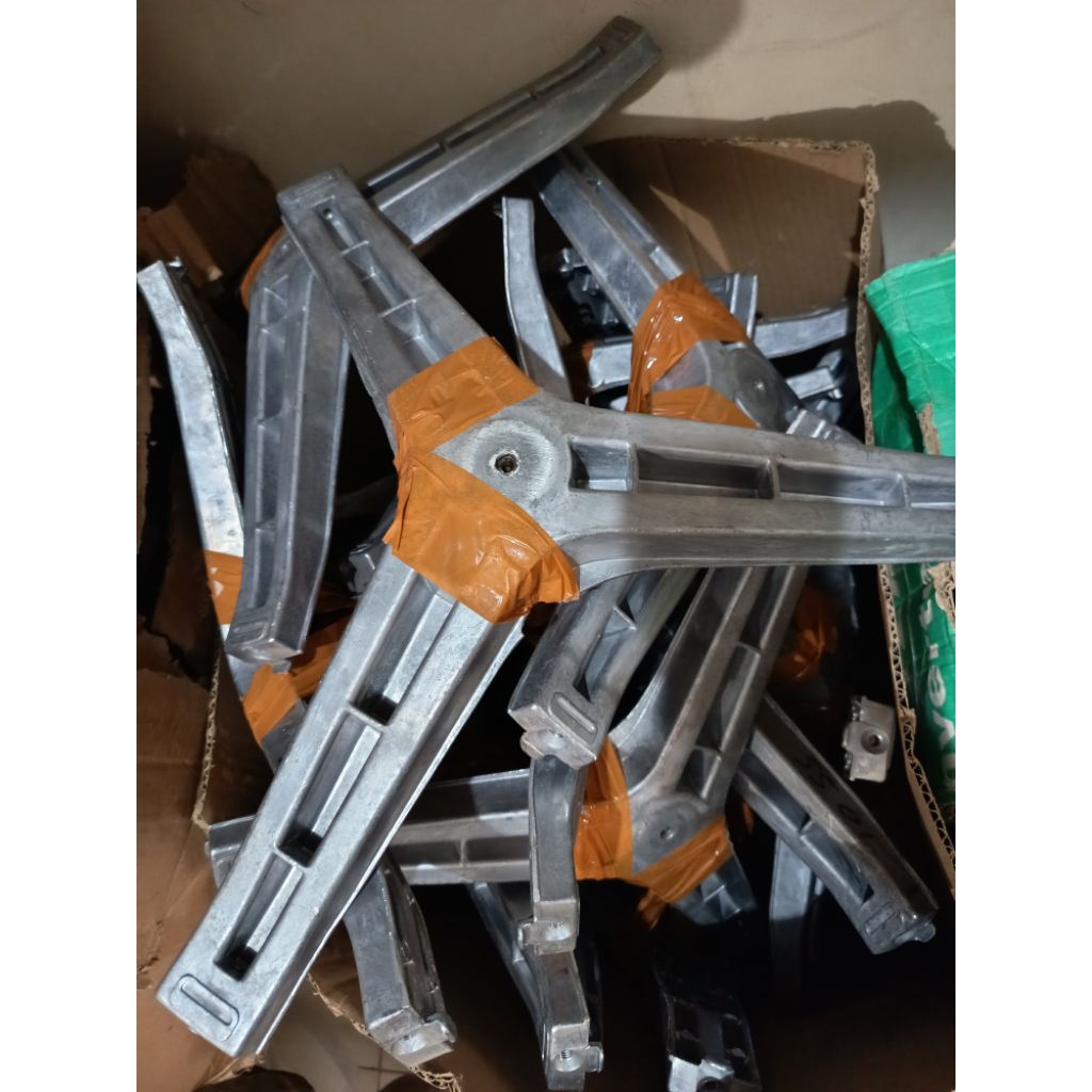 Segitiga Spider Drum Front Loding Mesin Cuci Sharp ES-FL1073W ESFL 1073W