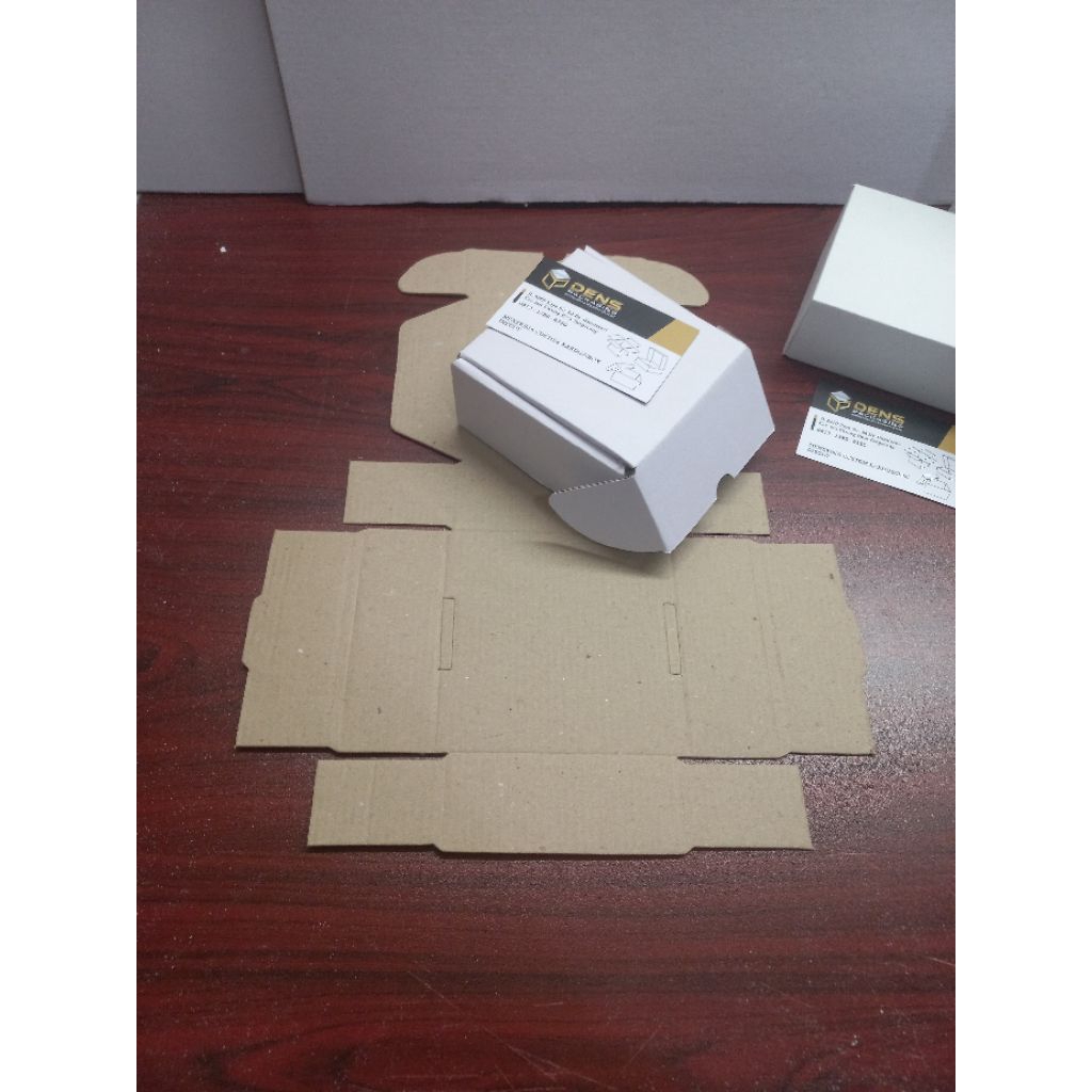 

kardus 11×11×4cm/kardus hampers11x11x4cm/kardus sovenir/kardusdiecutt/kardus tanpalem