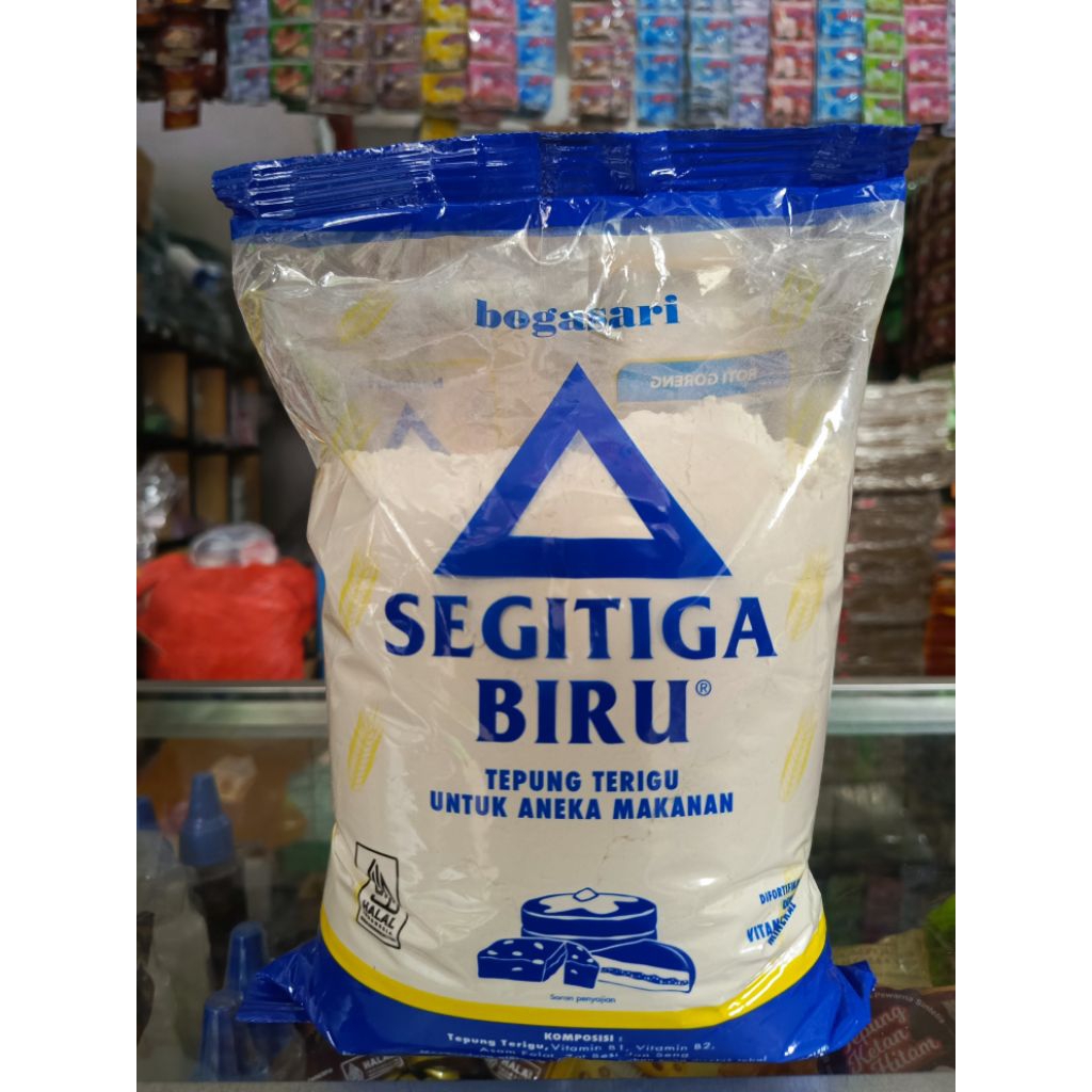 

Tepung Segitiga Biru kemasan 1kg