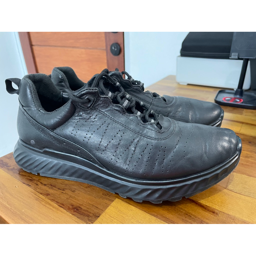 Sepatu Ecco st1 m 42/ 26,5-27cm second