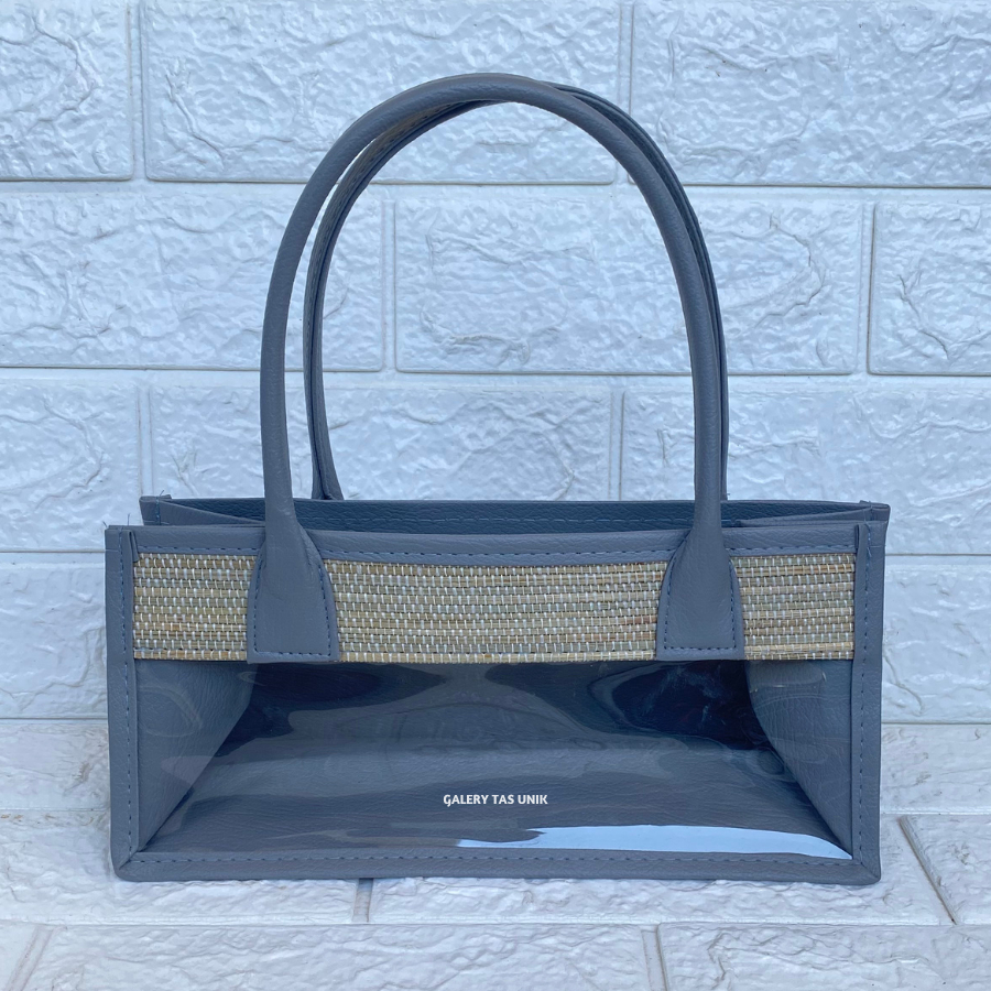 

Tas Hampers Mika Mendong (Abu-abu) Untuk 3 Toples Silinder Keranjang Parcel Hari Raya