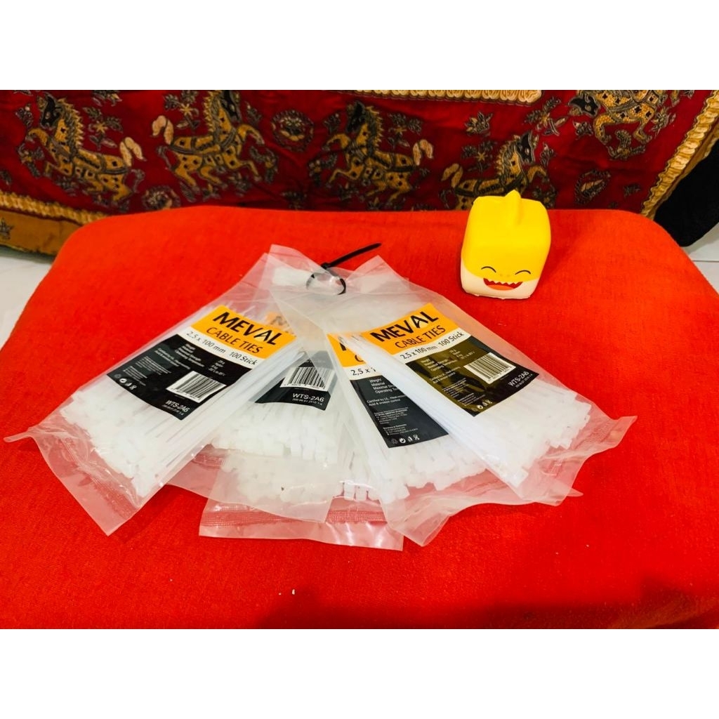 

MEVAL KABEL TIES NYLON 2.5 X 100 MM DAN 2.5 X 150 MM ISI 100 PCS WARNA PUTIH