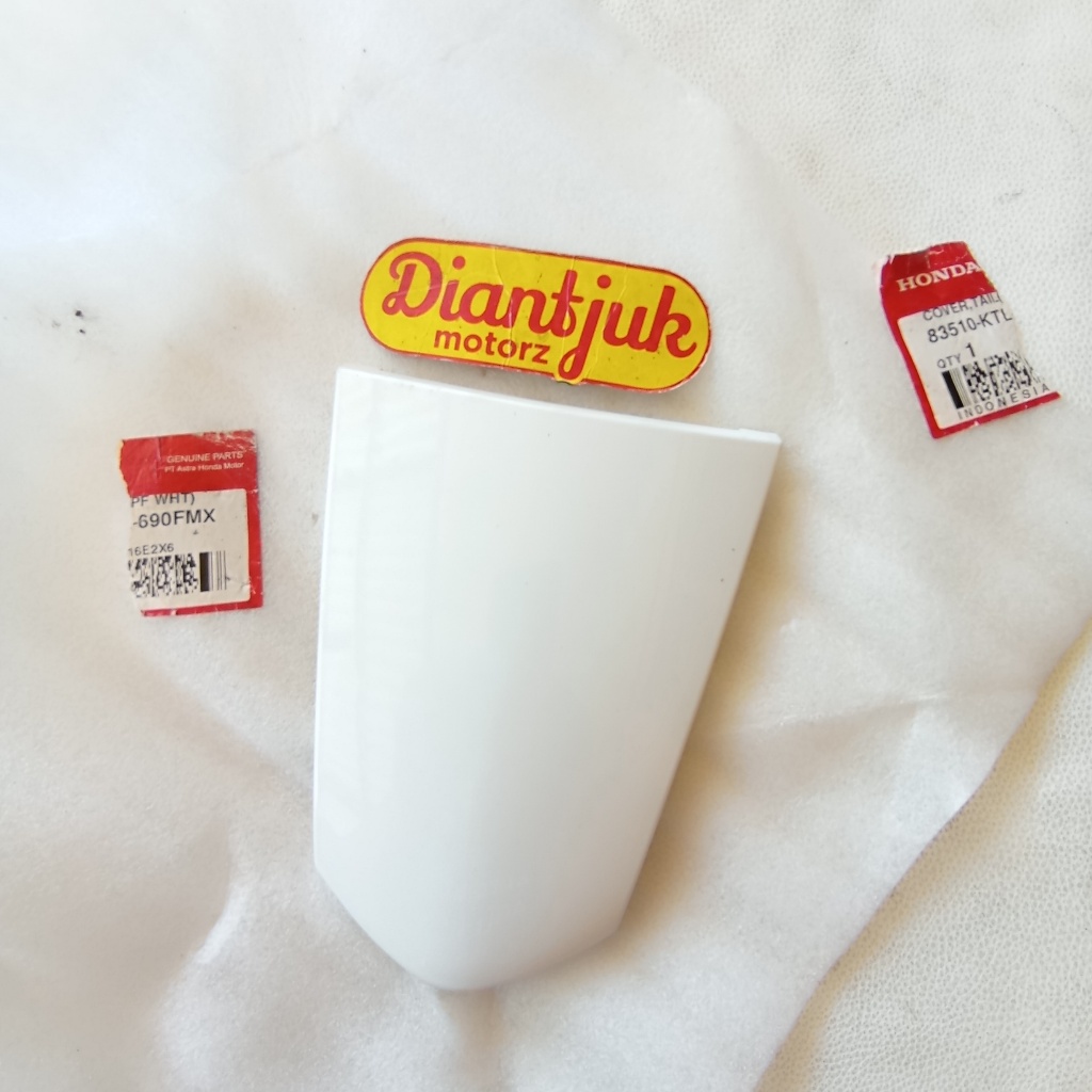 Cover Tail Pet Sambungan Cover Body Bodi Belakang Putih Honda Supra Fit New Fit X Fit S Original AHM