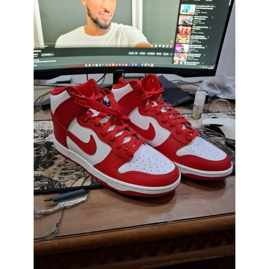 Nike Dunk High Championship Red size 44