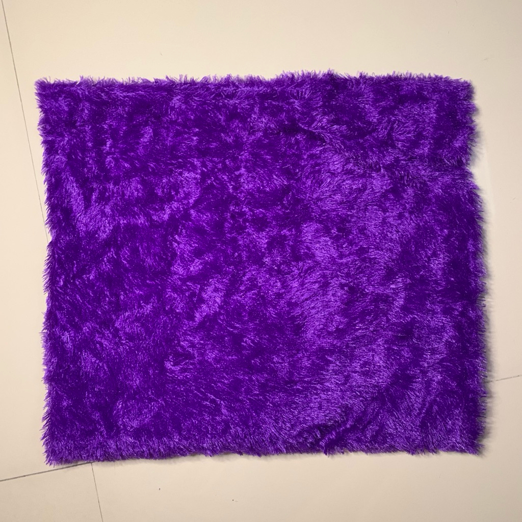 PRELOVED THRIFT || Background Foto Karpet Bulu Ungu