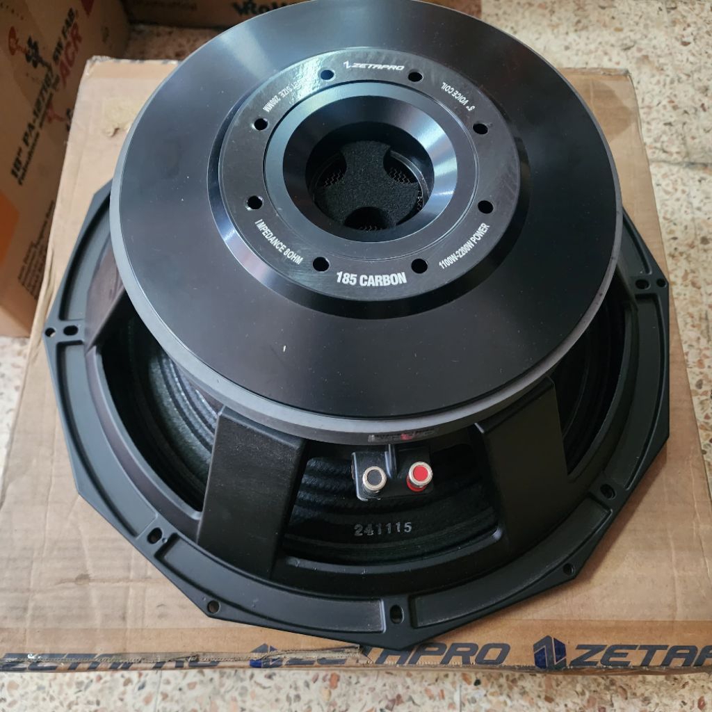 Speaker Zetapro 185 Carbon 18 Inch Voice Coil 5 Inch Daun Karbon Original