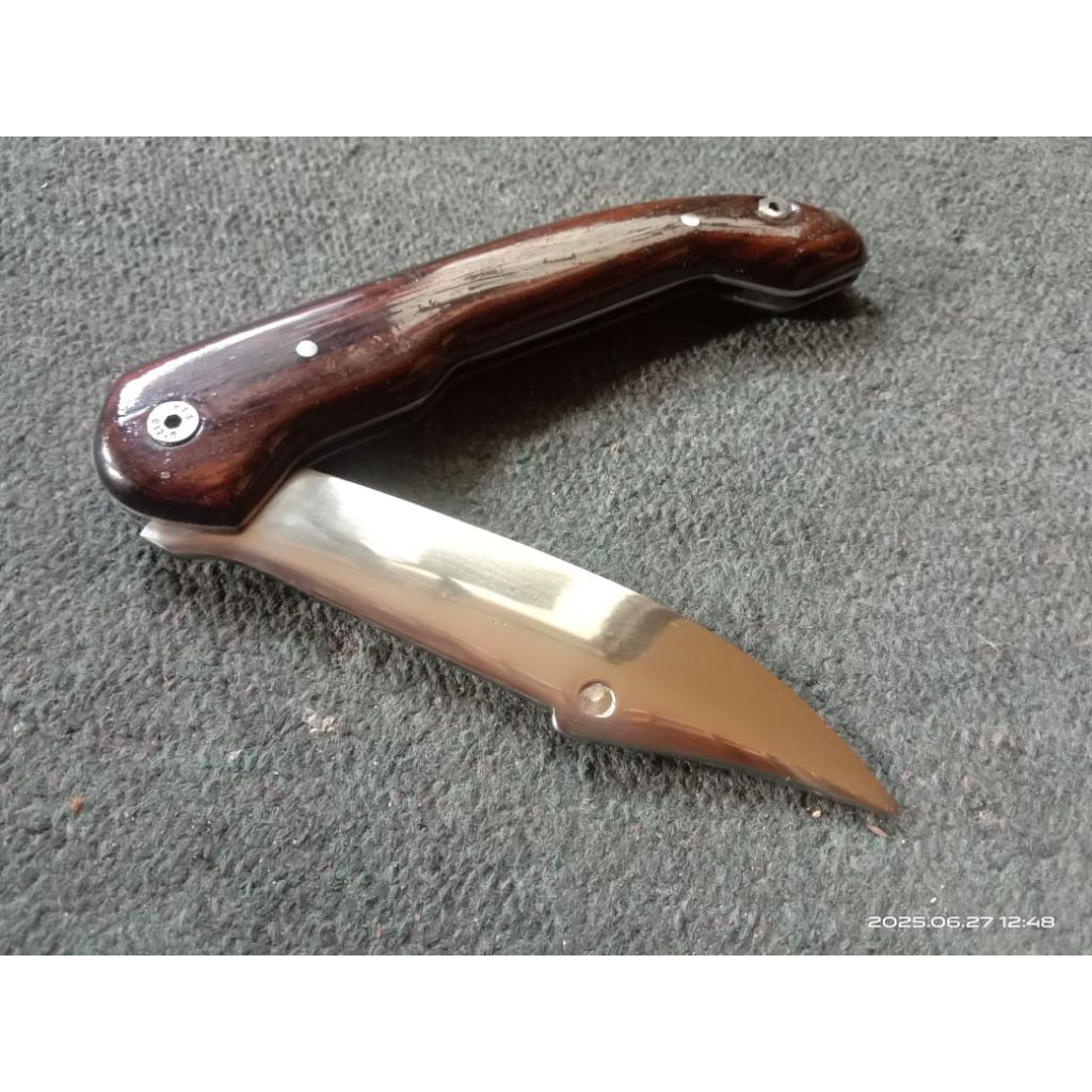 Pisau lipat klasik sonokeling