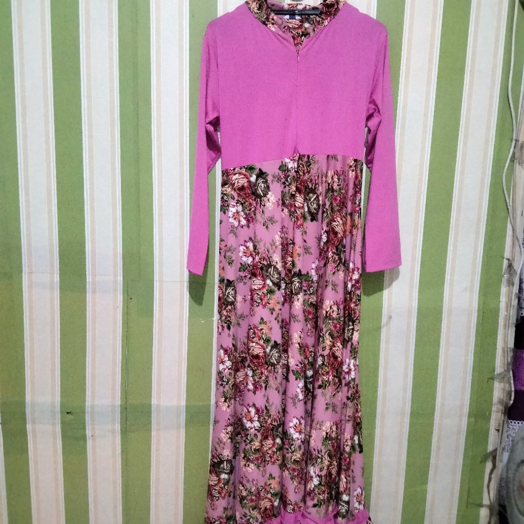 preloved gamis loose fit  motif bunga lengan panjang dress wanita muslim