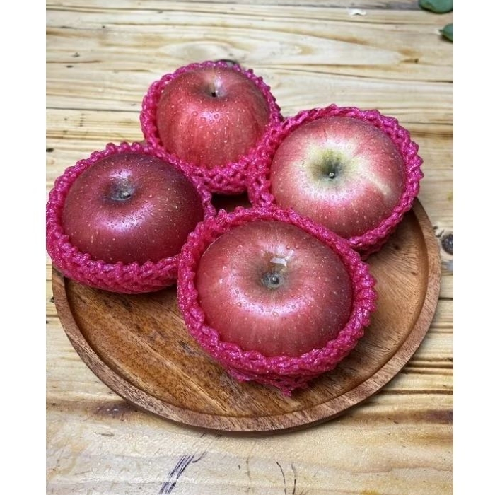 

Apel Fuji Segar Buah Premium - Tunas Fresh Mart