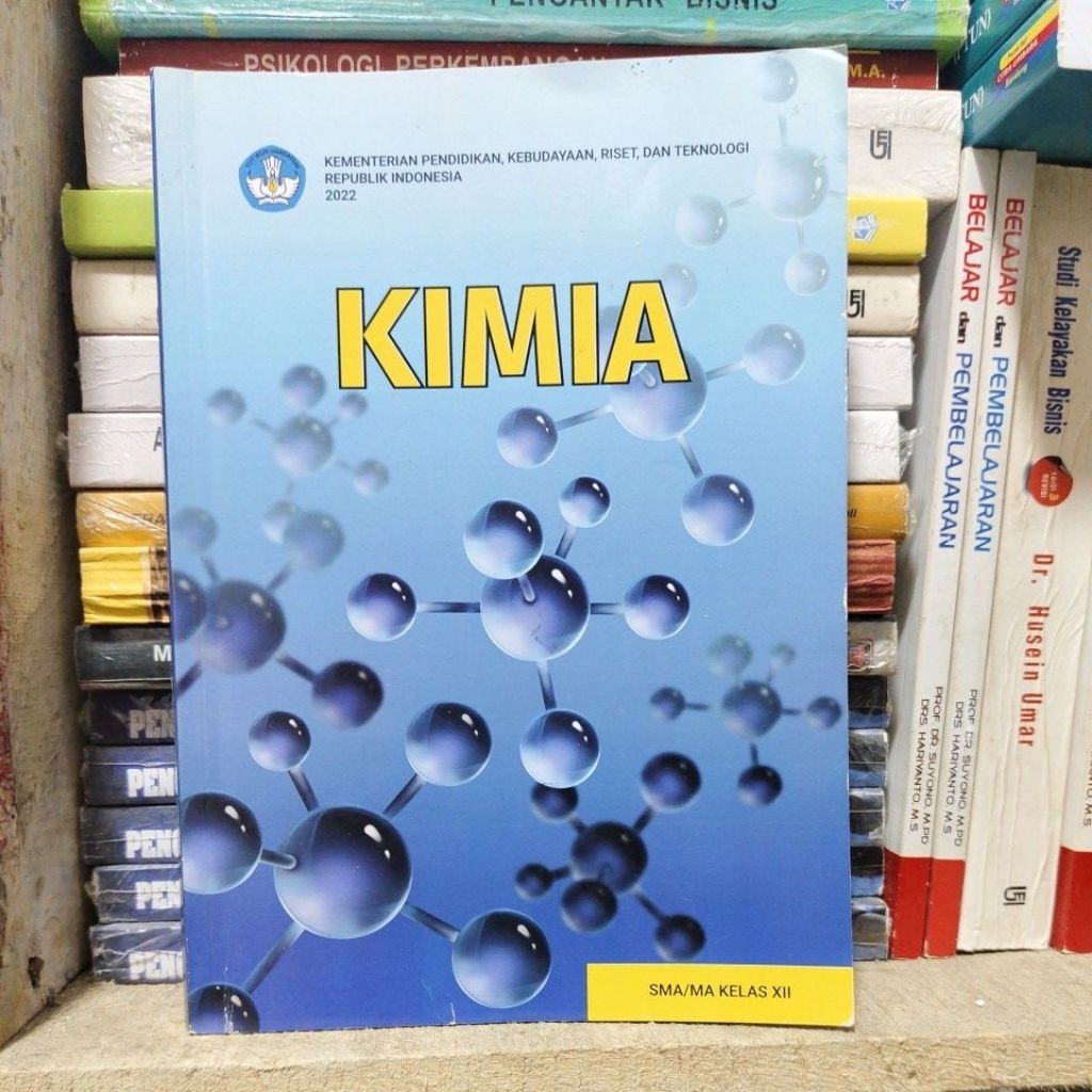 kimia kelas 12 SMA 2022