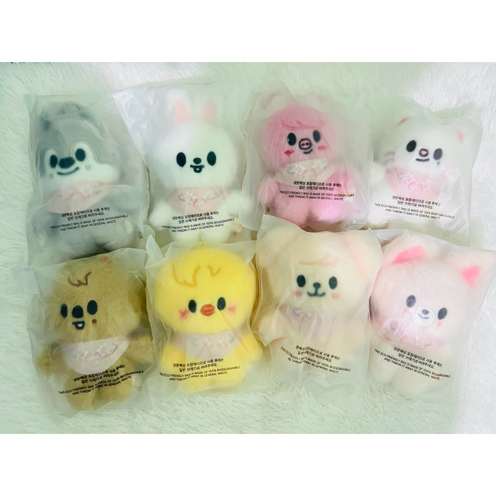 READY STOCK STRAY KIDS SKZOO PLUSH 10CM OUTFIT PLUSH 10CM KEYRING MICRO 5CLOCK OFFICIAL