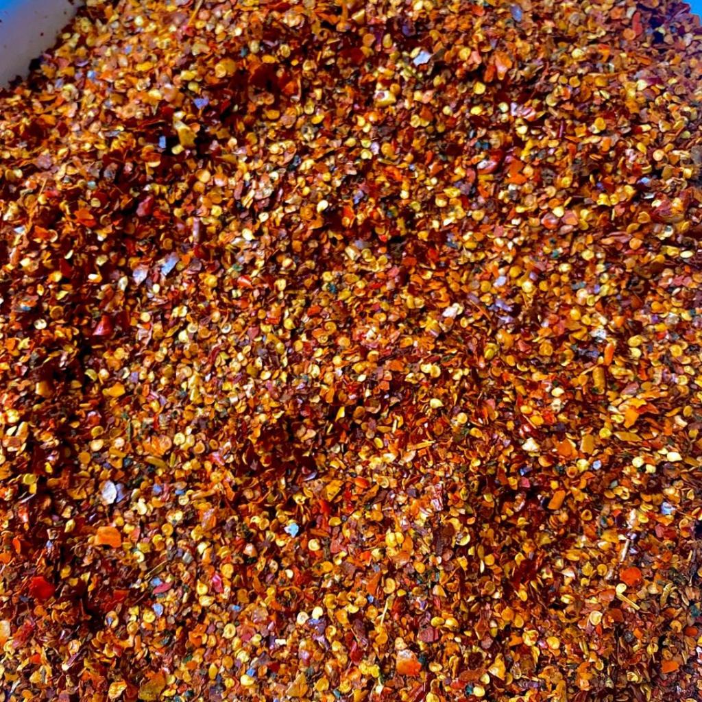 

Cabe Mix Daun Jeruk Flake Bubuk Kasar Kemasan 250 gram