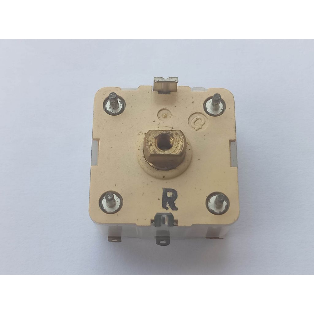 Varco Radio FM AM bekas normal jaya siap pakai...