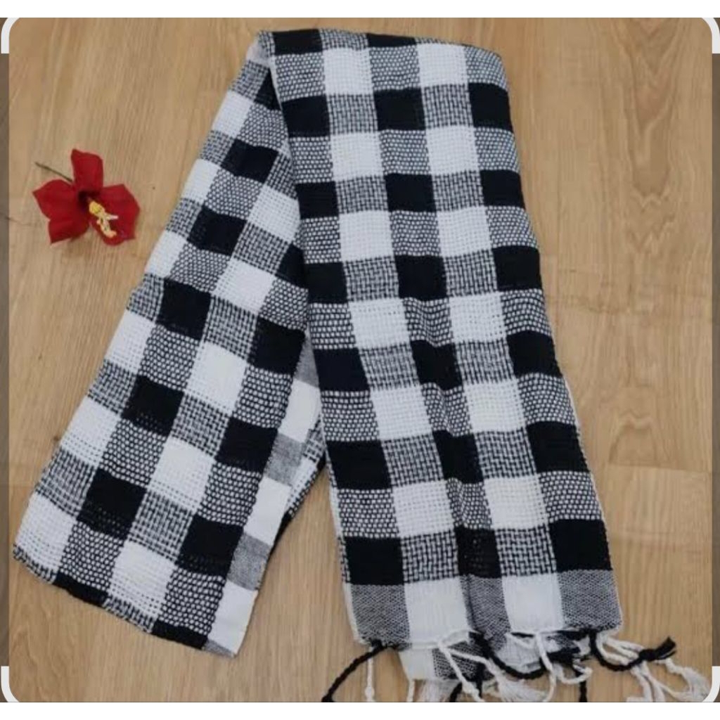 Kain Kotak Bali / Sarung Poleng Hitam Putih – Kain Adat Upacara & Dekorasi